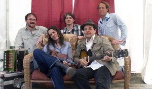 Donna the Buffalo play the Tractor Saturday.