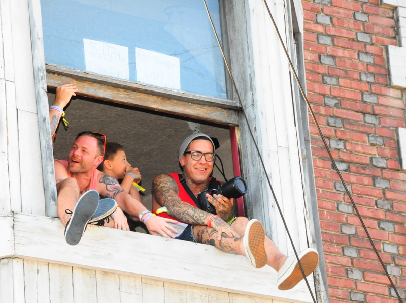 In case you didn’t notice the traffic road blocks and flocks of