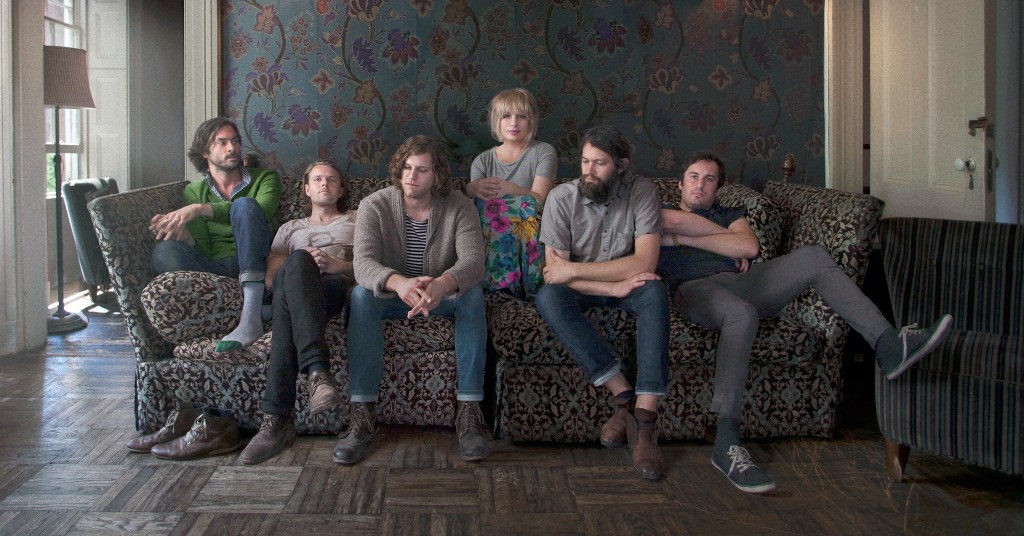 The Head and the Heart (l-r): Russell, Johnson, Williams, Thielen, Zasche, and Hensley.