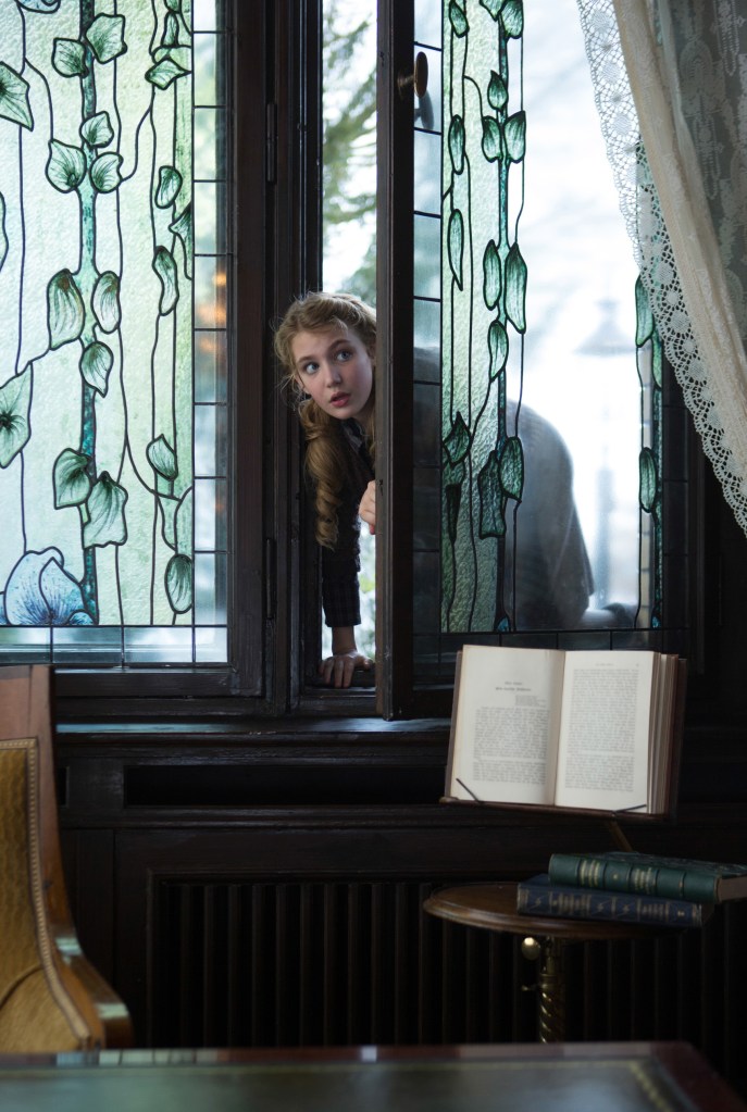 Nelisse as our bookish heroine.