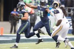 The Hawks began their final road to the top of the NFC West early on, with an interception by Seattle linebacker Malcom Smith early in the first quarter. Smith returned the ball 37 yards for a touchdown.