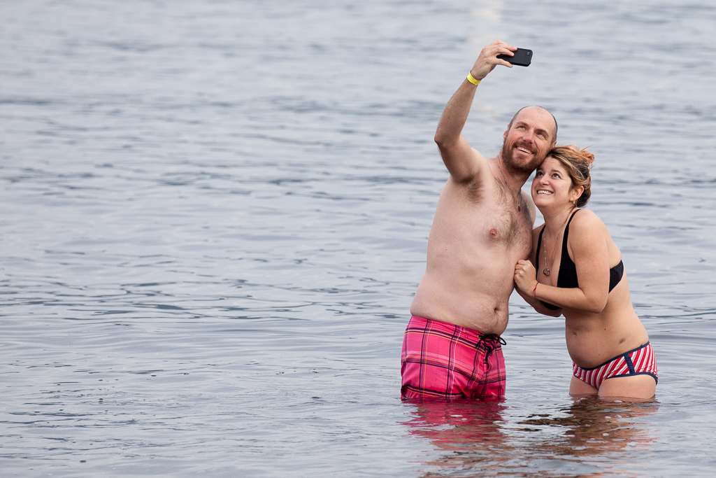 Couples took selfies (or is this an us-ie?).