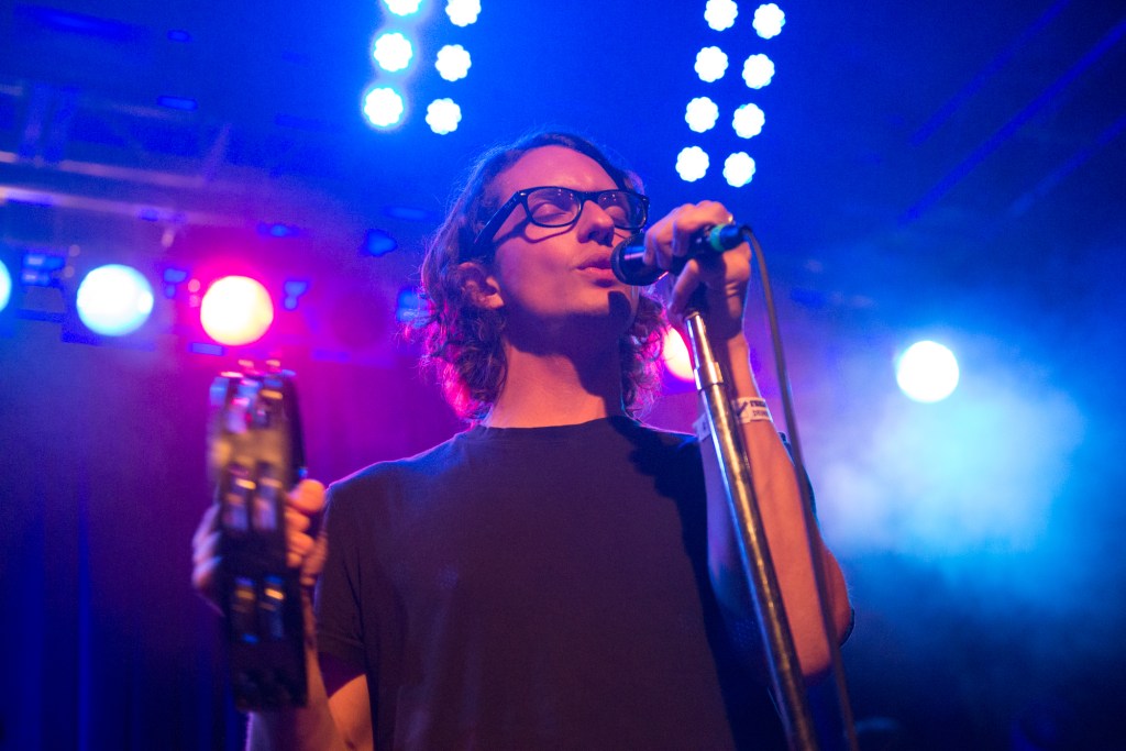 Galen was in fine form tossing away the mic stand in favor of singing right to the audience and moving around.