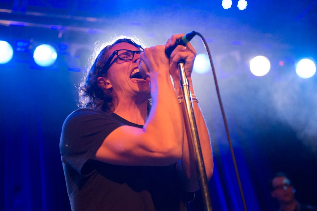 It's hard not to be taken in when Galen really gets going, that bluesy motown feel is hard to beat.