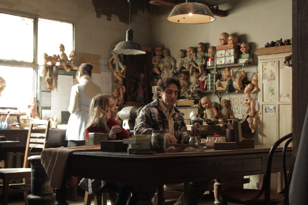 Lilith (Bado) with her father (Diego Peretti)Samuel Goldwyn Films