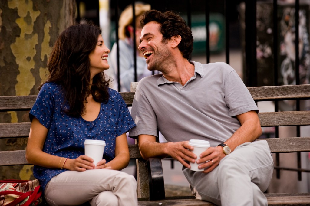 Martine and Xavier (Tautou and Duris) connect again, this time in NYC.