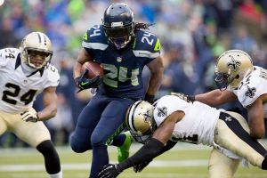 One of Lynch's many broken tackles. Photo by Jeremy Dwyer-Lindgren