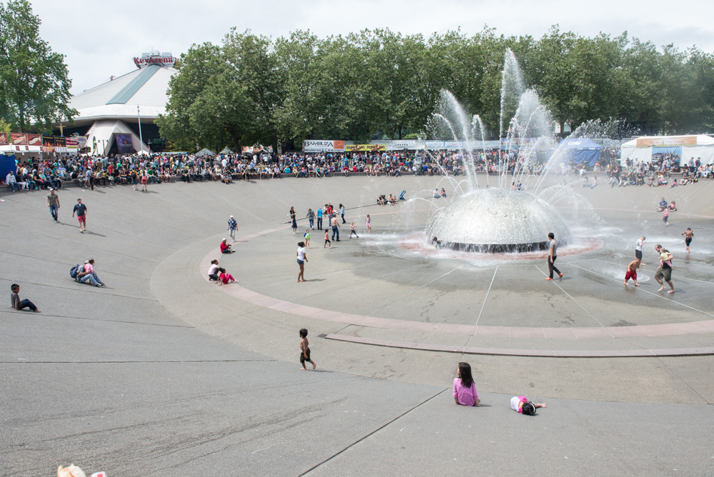 Not many jumped in the fountain, but most ringed the area around it finding a nice spot to sit and chow down.