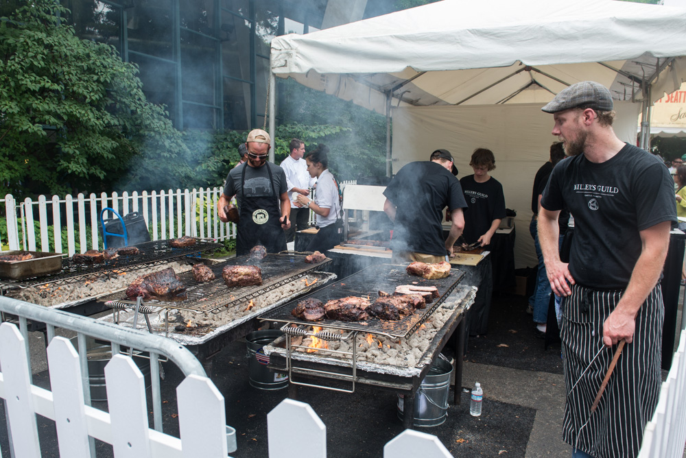  As you can see, with smoking salmon at the festival, Bite was
