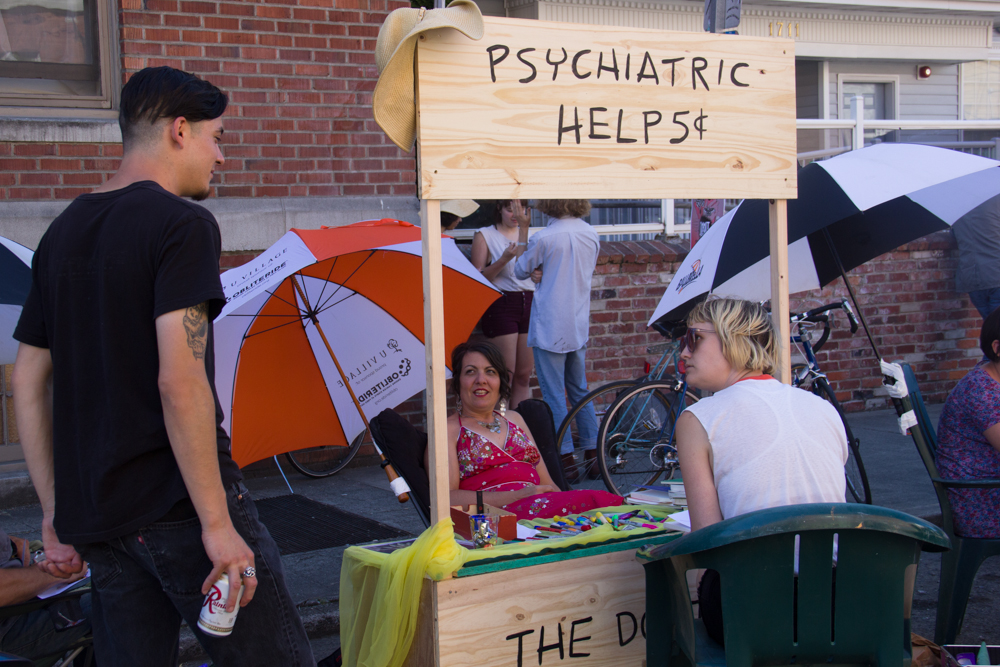 Summit Block Party in Capitol Hill. Photo by Anna Erickson