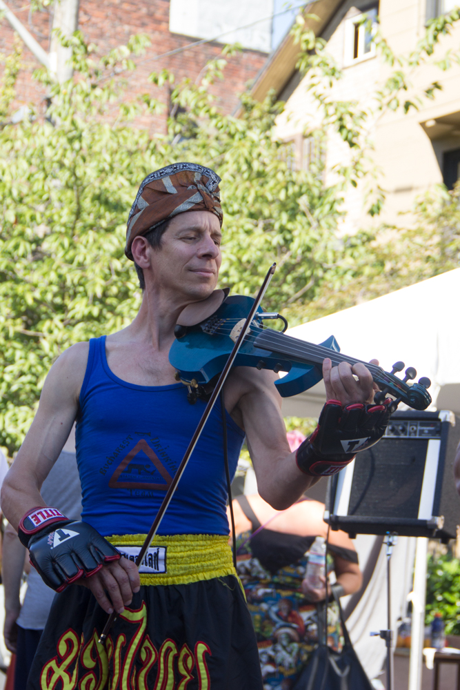 Summit Block Party in Capitol Hill. Photo by Anna Erickson