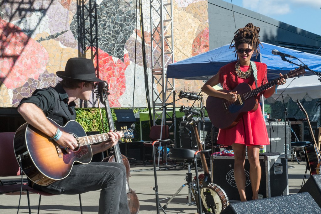 Valerie June with an adorable accent, beautiful voice and charming stage presence. Photo by Morgen Schuler