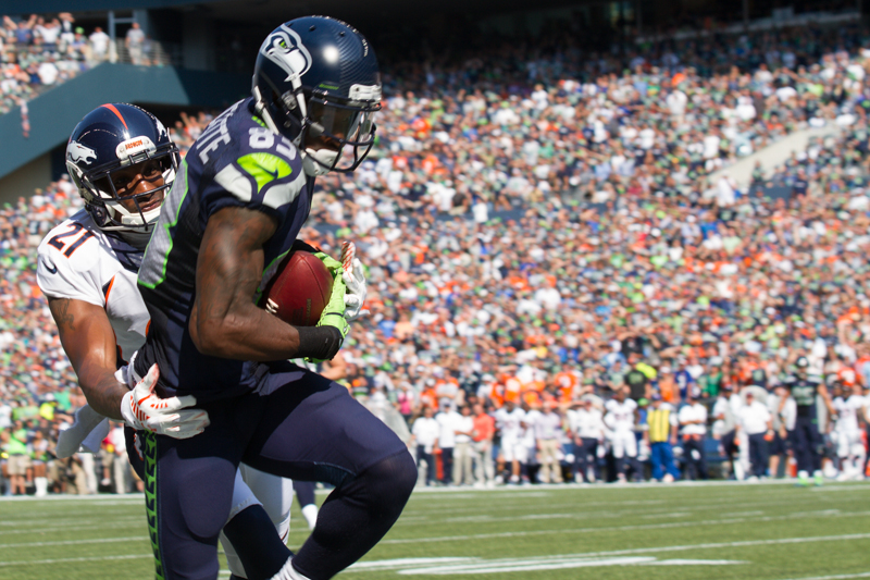 Ricardo Lockette catches a 39-yard pass to the end-zone in the second quarter.