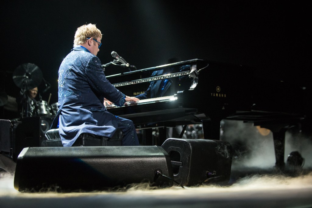 Elton John was as classy as ever stopping after each song to happily engage the fans and throw a smile.