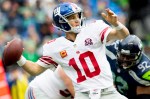 Giants quarterback Eli Manning throws a pass in the second quarter.