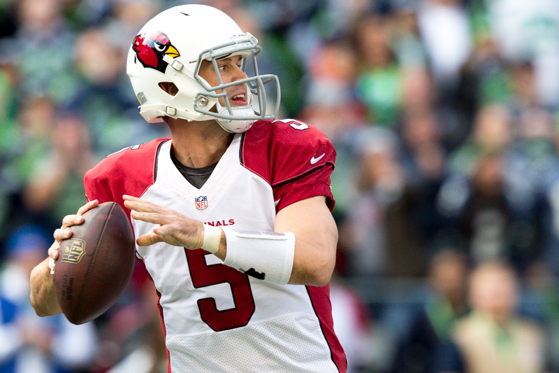 Arizona quarterback Drew Stanton throws an incomplete pass in the second quarter.