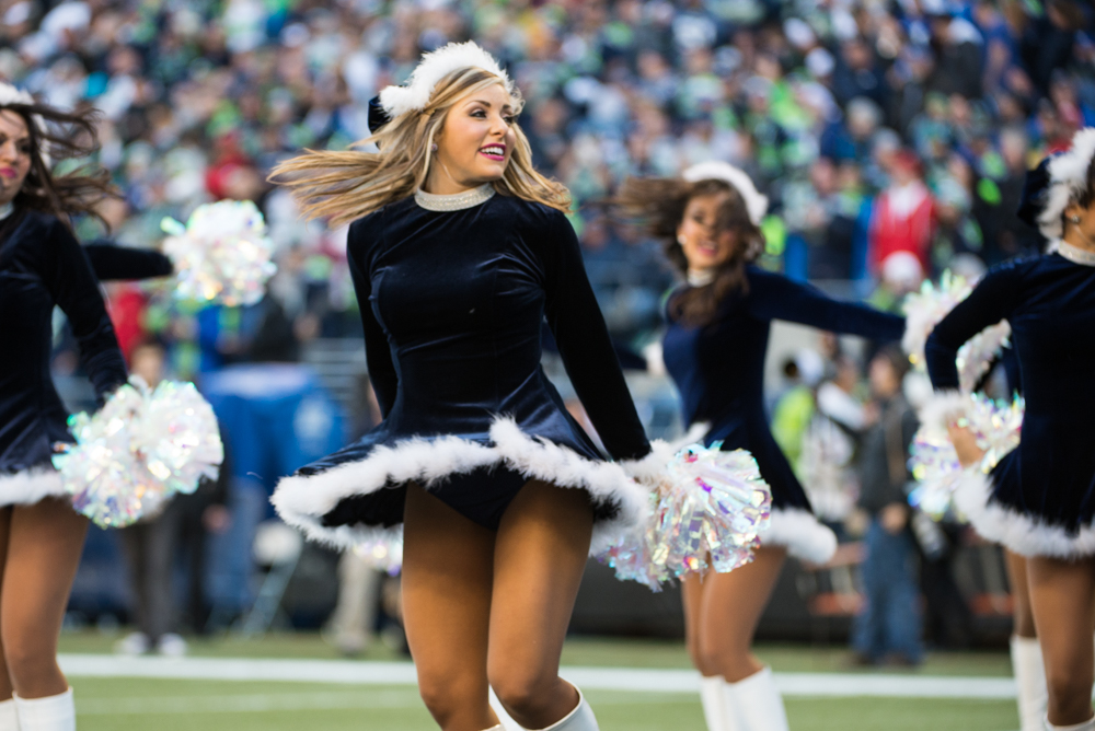 The Seagals were in fine form with their Christmas-time outfits on.