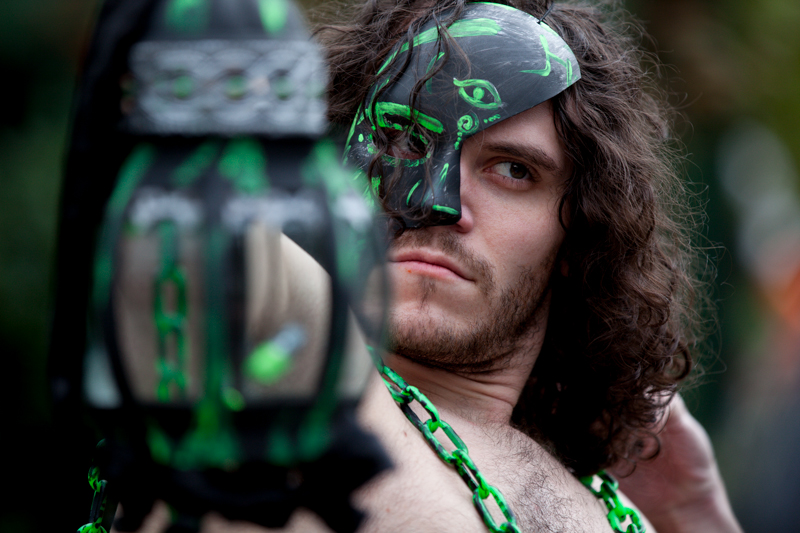 Thresh from 'League of Legends,' otherwise known as Kevin Moore, strikes a pose.