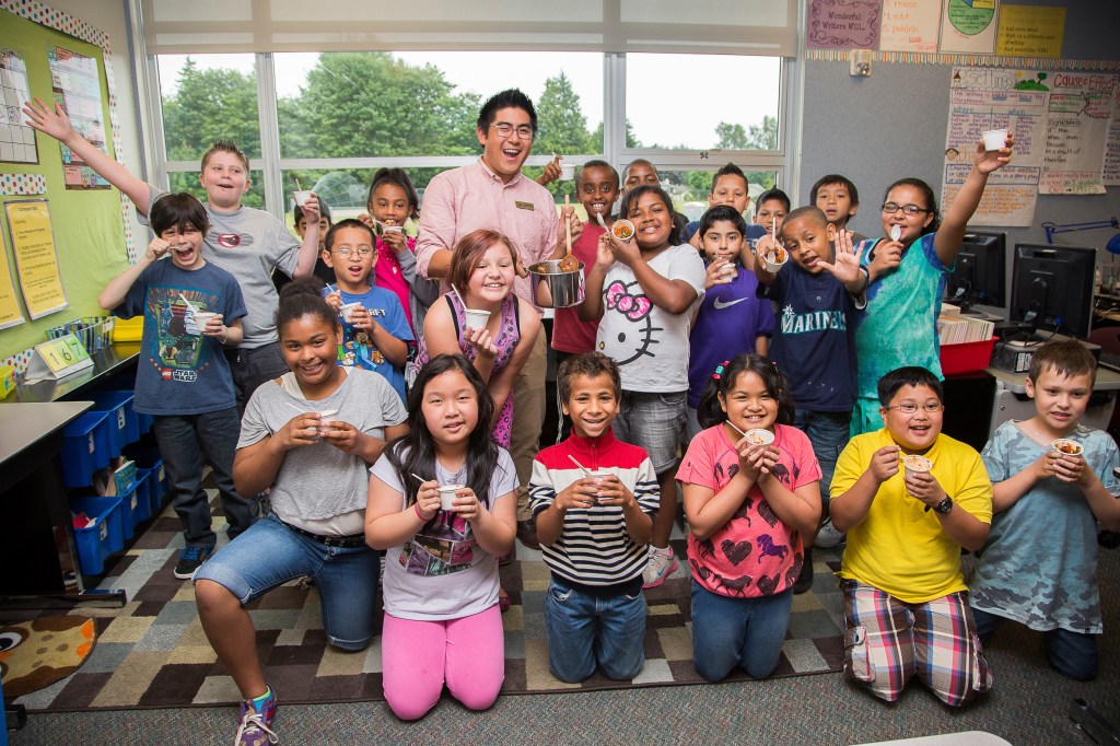 Top: enjoying the chili they made. Bottom: preparing chili; learning how to read food labels.