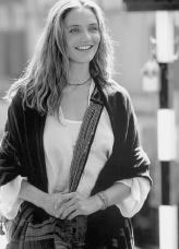 Flower power goes bad for hippie chick Diaz.