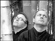 W&ouml;hler (left) and Ochsenknecht take time to ponder.
