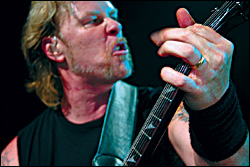 A pre-rehab Hetfield.