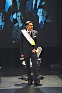 Todd Jefferson Moore as Richard.