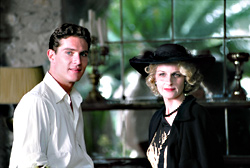 Man stealer Hunt and target Mark Umbers.