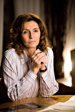 Mary Steenburgen among the Dead Girl mourners.