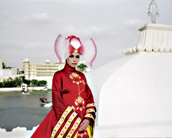 Justine Waddell as one of  Tarsems international icons