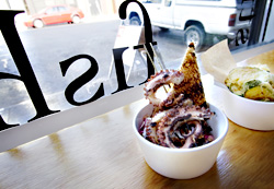 Healthy eatin:octopus and the fried vegetable of the day.
