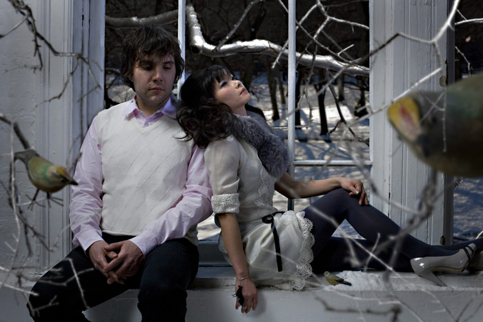 A crucial stage in Asobi Seksu s creative process involves daydreaming in windowsills.