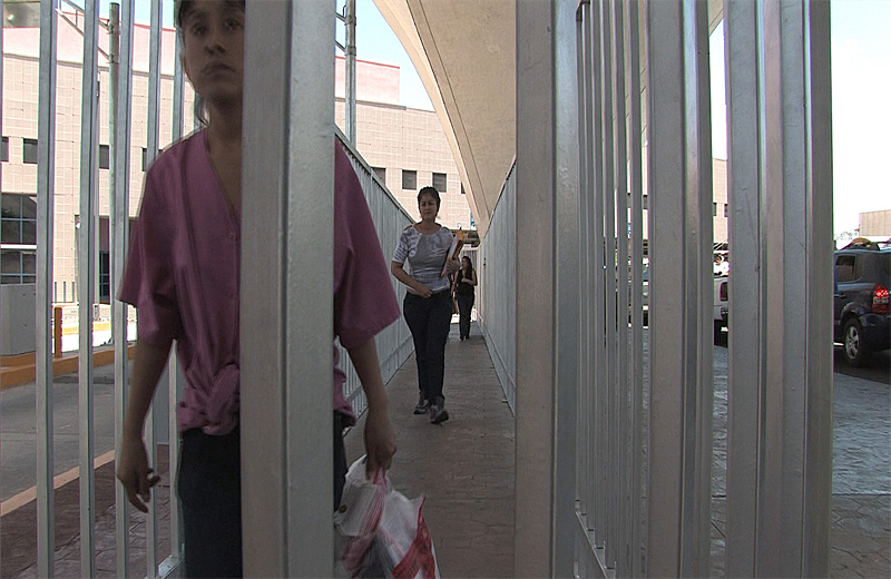 Migrants re-entering Mexico after having done time in a CCA prison.