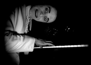 Joyce tickles the ivories.