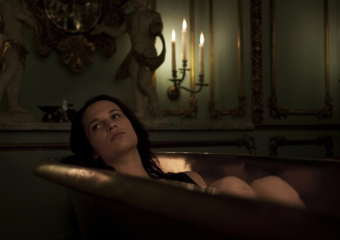 Vikander gets caught between king and court physician.