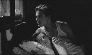 Moreira and Cotta as colonial lovers.