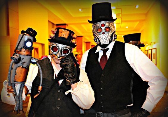 2,500 people, including visitors from Germany and Australia, came out for Steamcon IV, the Seattle steampunk convention. See more: Steamcon IV photos.