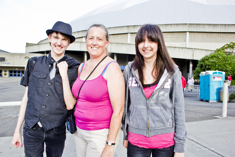Linkin Park and Incubus brought their rock to the Tacoma Dome Wednesday,