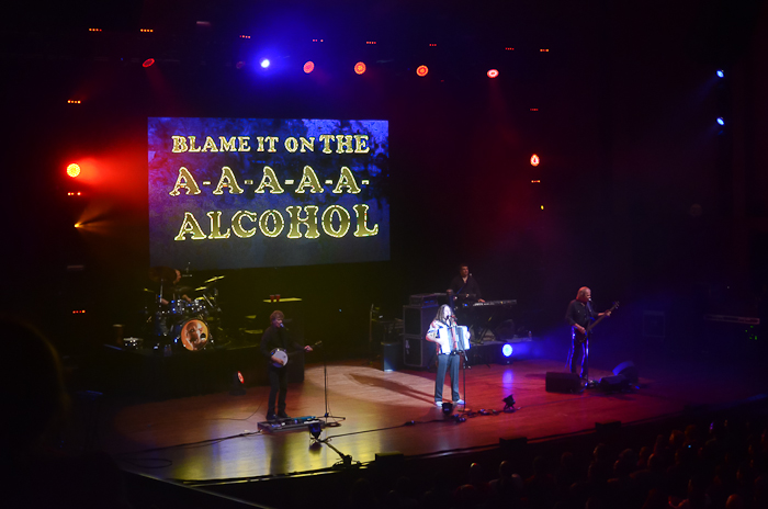 Weird Al Yankovic visited Seattle this past Thursday evening, entertaining a nearly