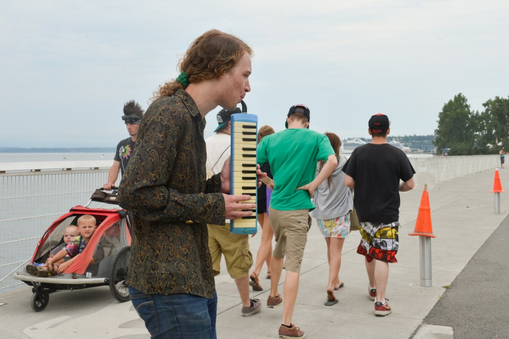 Some people come to Hempfest to protest. Others to party. Some just