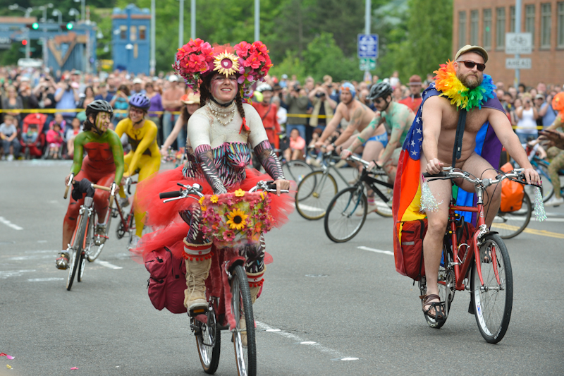 Buck-naked bikers, painted exhibitionists, and nude superheroes abounded at Fremont's annual Solstice