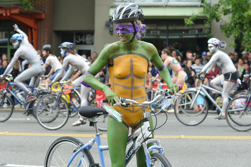 Buck-naked bikers, painted exhibitionists, and nude superheroes abounded at Fremont's annual Solstice
