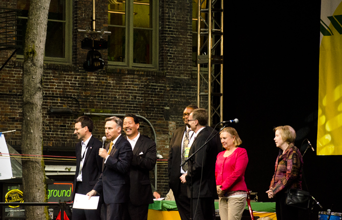 State and local politicians showed their support today.