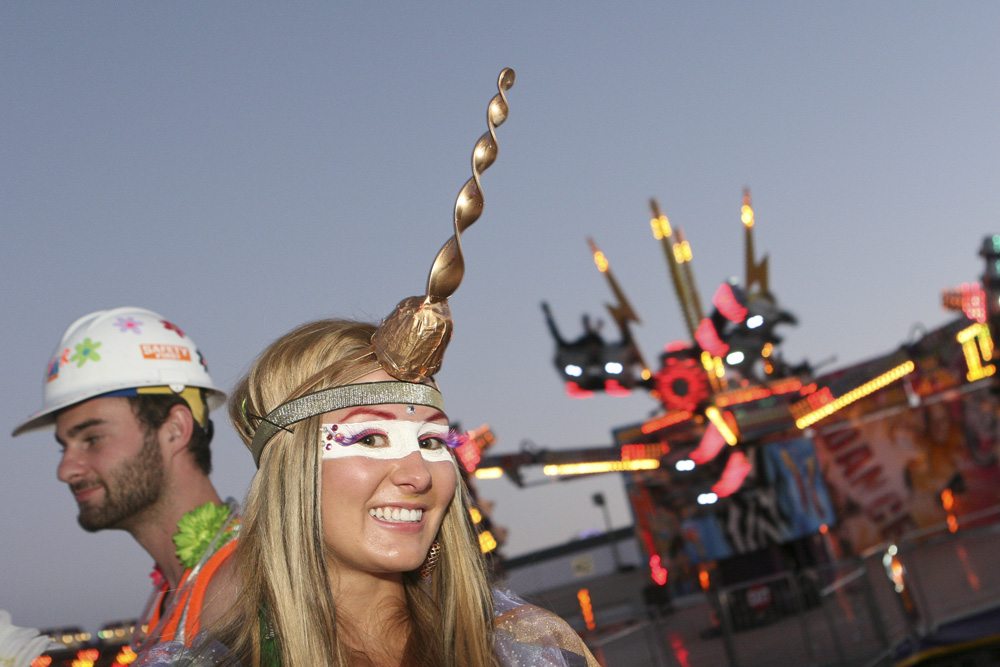 The final day of Electric Daisy Carnival 2012 saw massive crowds come