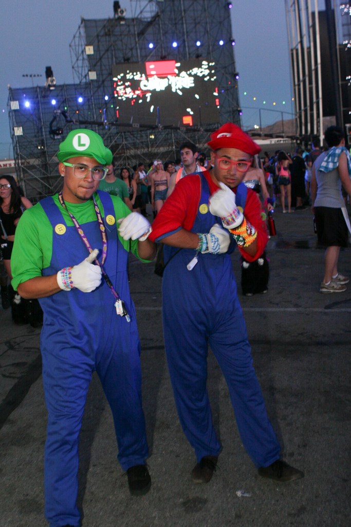 The final day of Electric Daisy Carnival 2012 saw massive crowds come