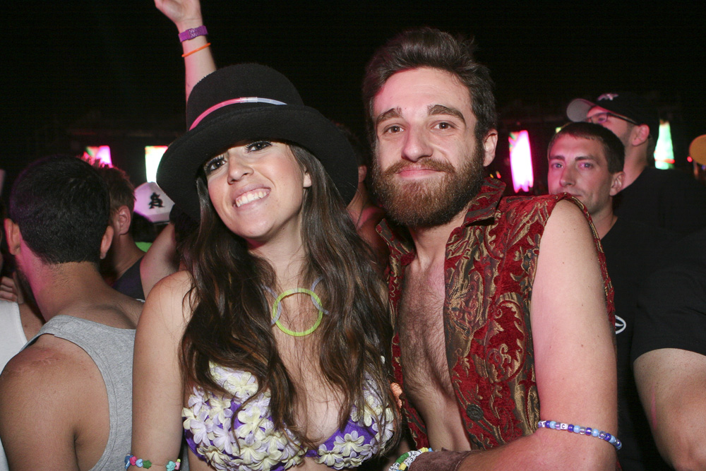 The final day of Electric Daisy Carnival 2012 saw massive crowds come