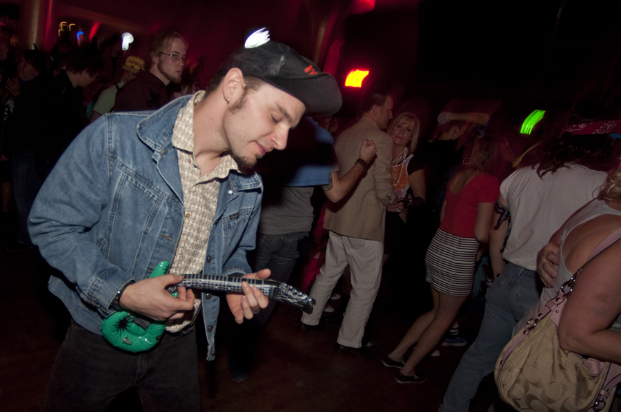 Shreddin' on an inflatable guitar!