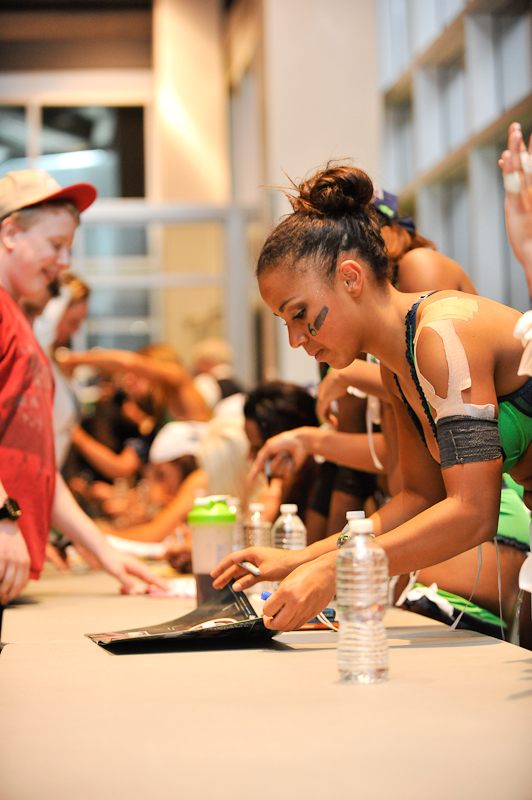 Hot scantily-clad ladies of the Lingerie Football League duked it out on