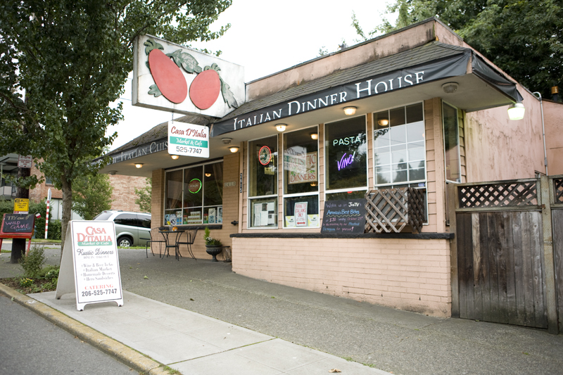 Casa DaE™Italia, 2615 NE 65th St. (206)525-7747