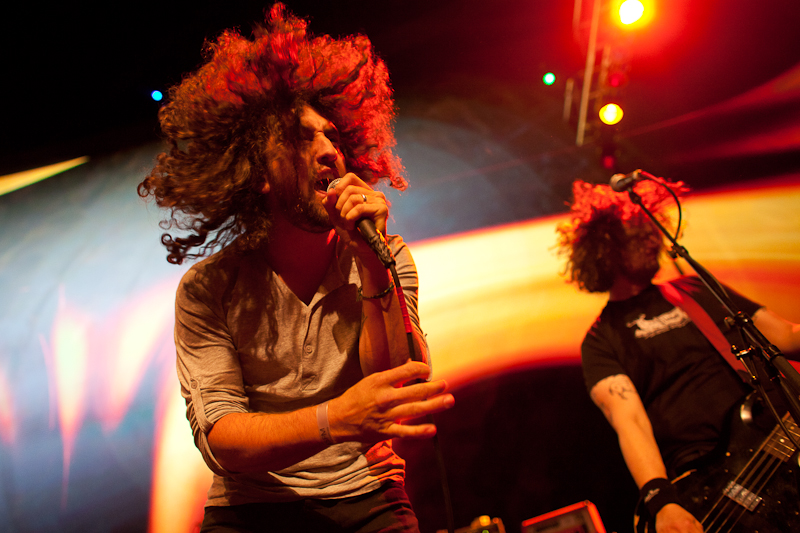 Vendetta Red rocking out to Stay Away.